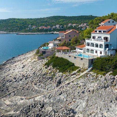 Family Friendly Apartments With A Swimming Pool Zavalatica, Korcula - 183 外观 照片
