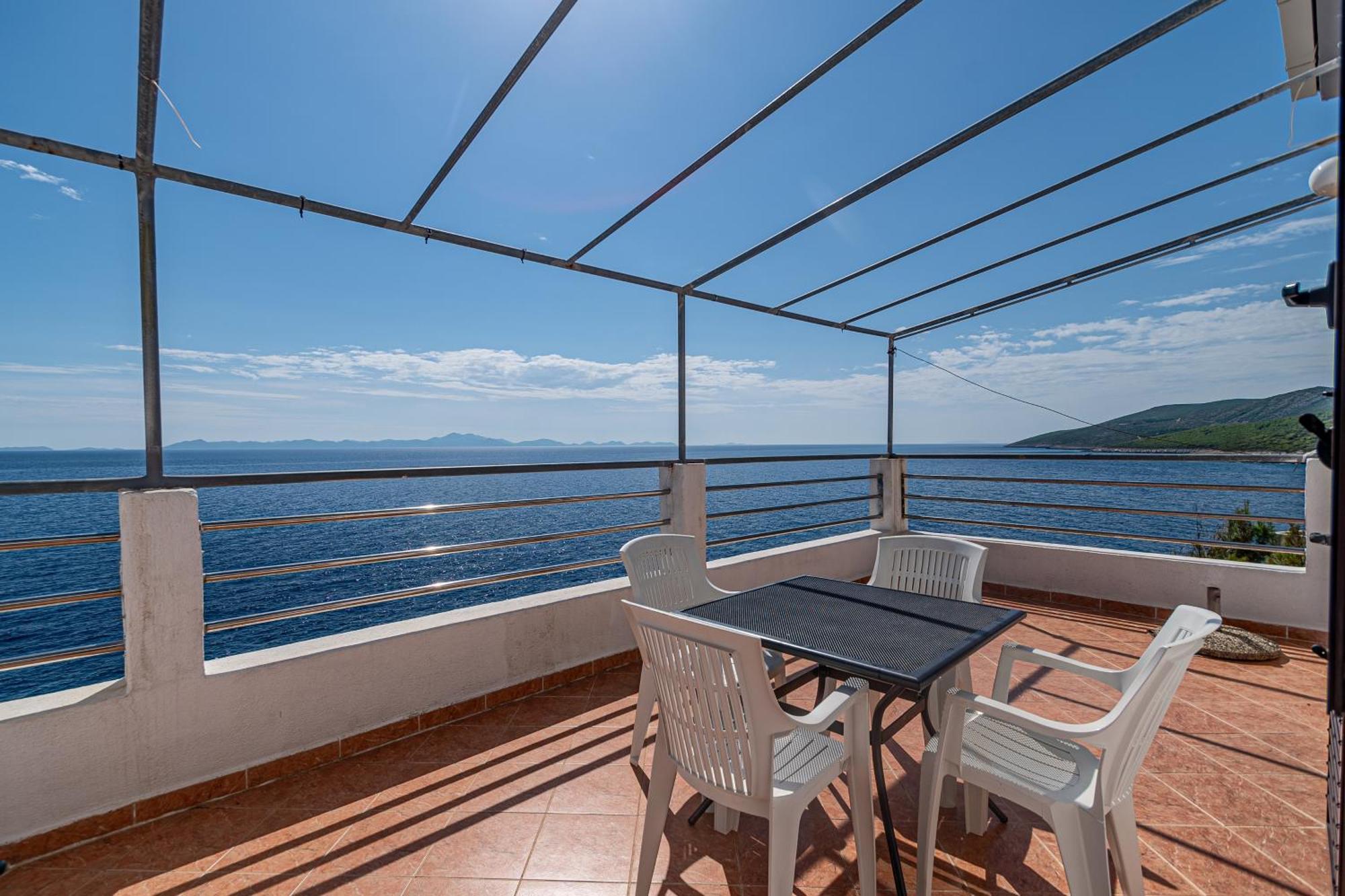 Family Friendly Apartments With A Swimming Pool Zavalatica, Korcula - 183 外观 照片