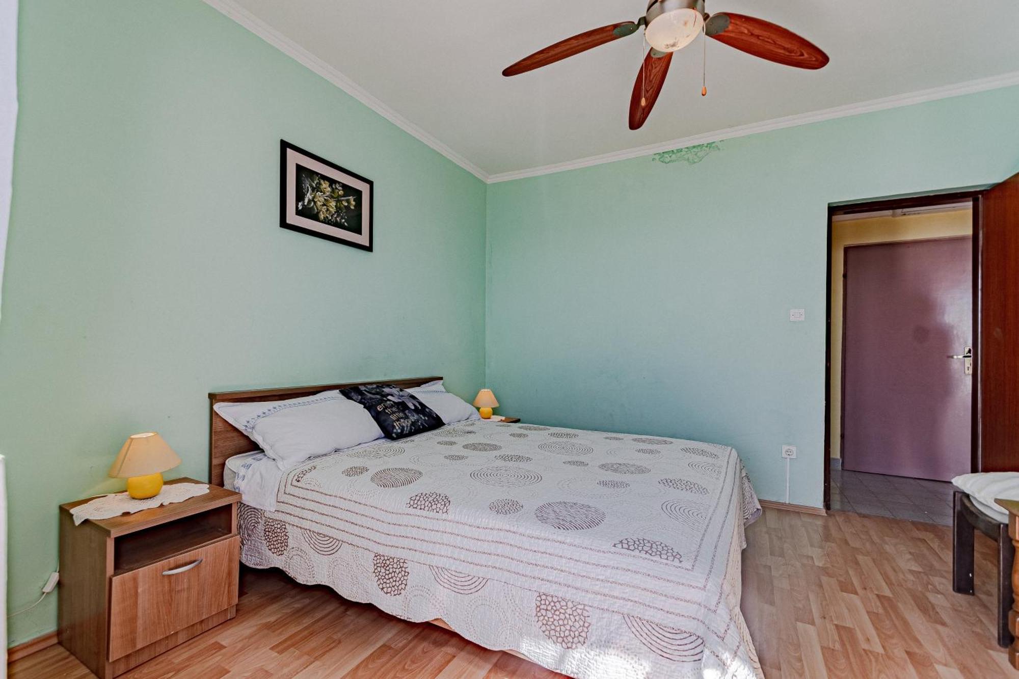 Family Friendly Apartments With A Swimming Pool Zavalatica, Korcula - 183 客房 照片