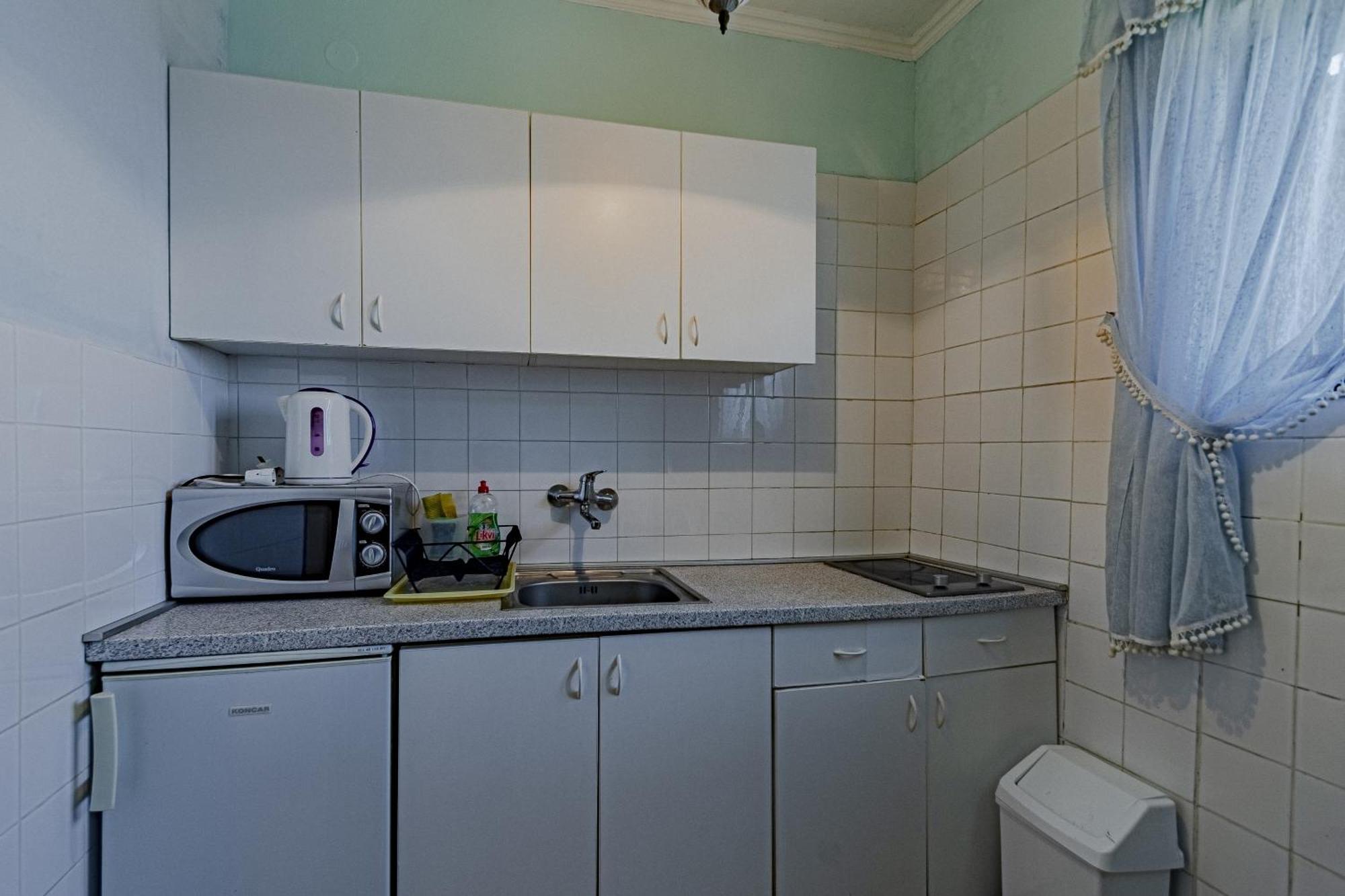 Family Friendly Apartments With A Swimming Pool Zavalatica, Korcula - 183 客房 照片