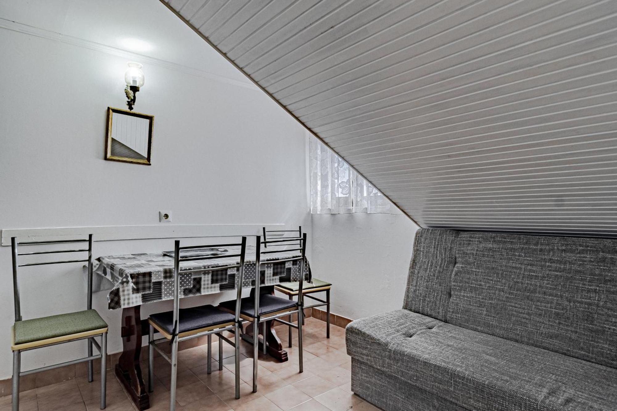 Family Friendly Apartments With A Swimming Pool Zavalatica, Korcula - 183 客房 照片